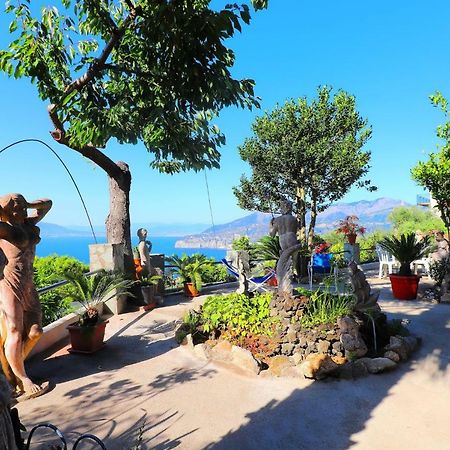 La Rosa Del Sud - De Vivo Realty Sorrentoアパートメント エクステリア 写真