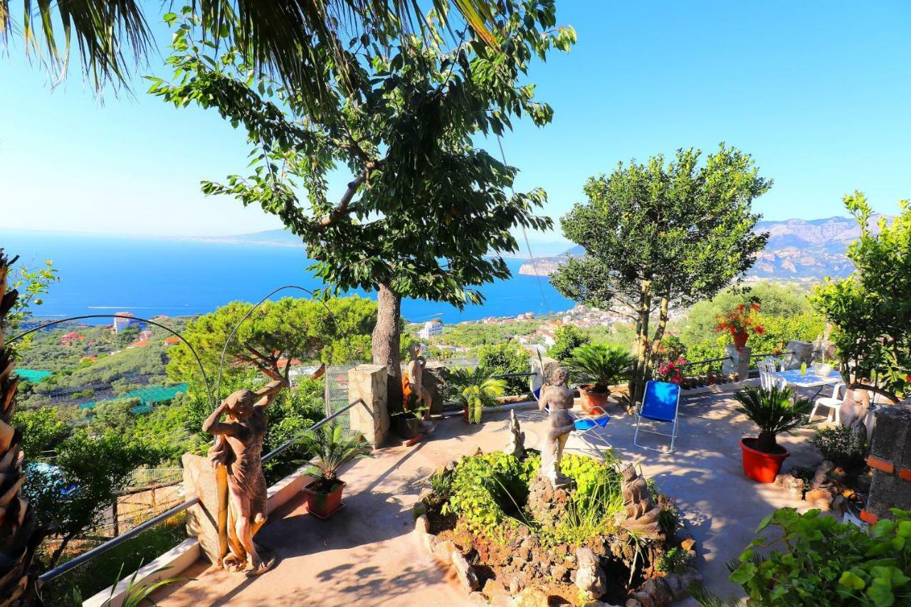 La Rosa Del Sud - De Vivo Realty Sorrentoアパートメント エクステリア 写真