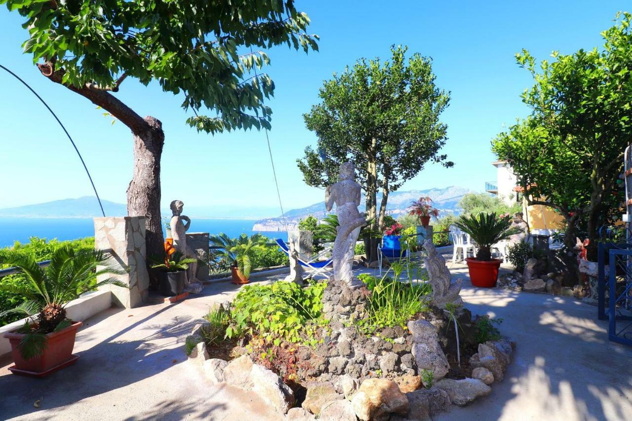 La Rosa Del Sud - De Vivo Realty Sorrentoアパートメント エクステリア 写真